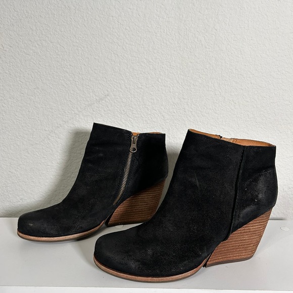 Korkease Sculpted Stacked Wedge Black Bootie Natalya Size 9 $190.00 - Picture 3 of 11
